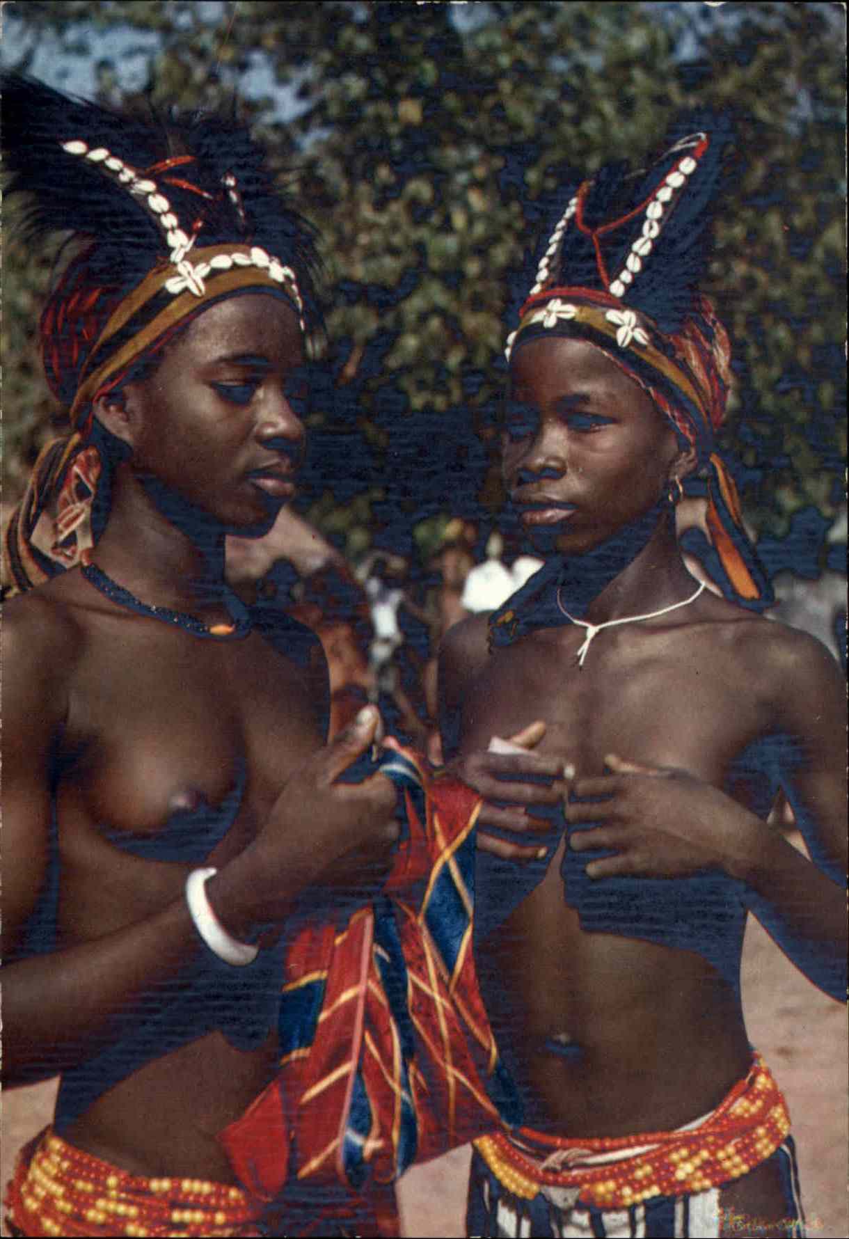 Cultures, Ethnography Nude Beautiful Woman Ballerina Africa Postcard